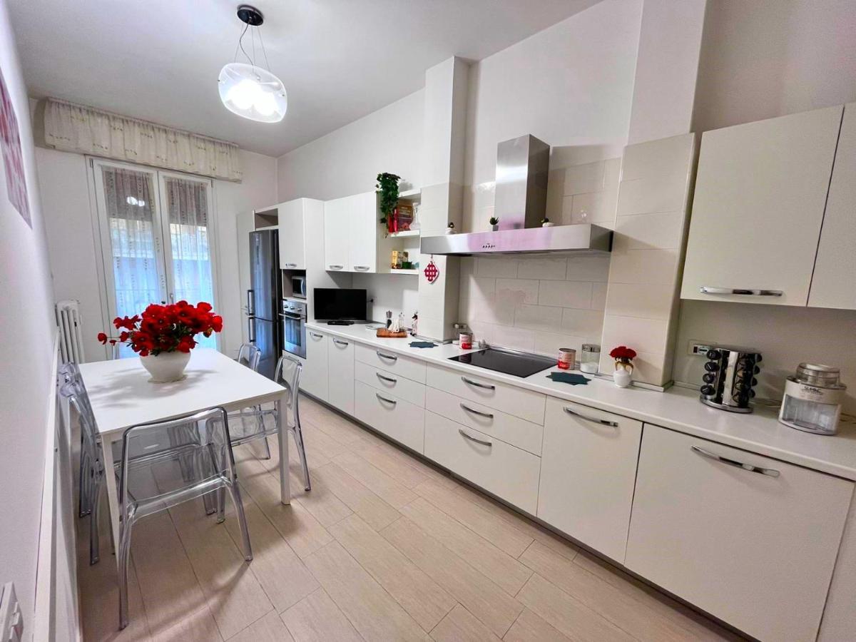 Апартаменты Modern River House Флоренция Экстерьер фото